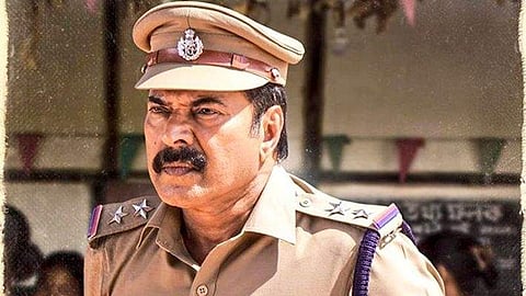 ഇതാണ് ഉണ്ടയിലെ മണിസാര്‍: ക്യാരക്ടര്‍ പോസ്റ്റര്‍ ഷെയര്‍ ചെയ്ത് മമ്മൂക്ക