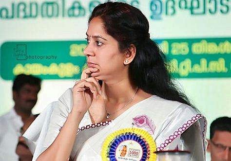 'ഇത് സൈബര്‍ ഗുണ്ടായിസം , ഇവരെയൊക്കെ സഖാവെന്ന് സംബോധന ചെയ്യാന്‍ അറയ്ക്കും' ; വിമര്‍ശനങ്ങളോട് പ്രതികരിച്ച് പ്രതിഭ