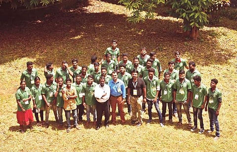 വനംമന്ത്രി പറയണം ഈ സര്‍ട്ടിഫിക്കറ്റിന് എന്തു വില?: ആദിവാസി ക്ഷേമത്തിന്റെ പേരിലുള്ള തട്ടിപ്പിന് ഒരു ഉദാഹരണം കൂടി