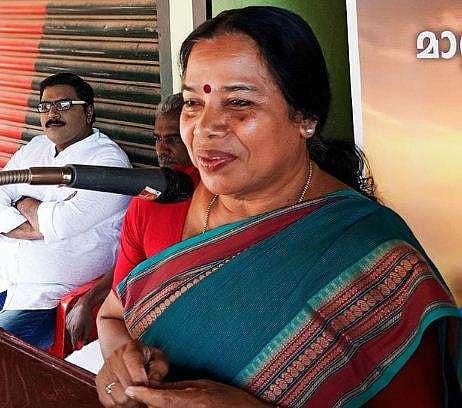 ശരീരം മറച്ചെത്തുന്നവര്‍ ആണോ പെണ്ണോ എന്നുപോലും അറിയാനാകില്ല ; ജയരാജനെ പിന്തുണച്ച് പി കെ ശ്രീമതി