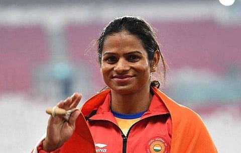 മകളെ അമ്മ പ്രണയിക്കുമോ? ദ്യുതി ചന്ദ് പ്രണയിക്കുന്നത് മകളുടെ സ്ഥാനത്ത് നില്‍ക്കുന്ന പെണ്‍കുട്ടിയെ, ഒഡീഷ സമൂഹം ഇത് എങ്ങനെ അംഗീകരിക്കുമെന്ന് ദ്യുതിയുടെ അമ്മ