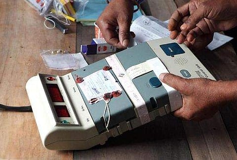 യന്ത്രങ്ങളില്‍ അട്ടിമറിക്ക് സാധ്യതയുണ്ടോ? അവസാനത്തെ വോട്ടറും കുത്തിക്കഴിഞ്ഞാല്‍ മെഷീനുകളില്‍ സംഭവിക്കുന്നത് ഇതാണ് 