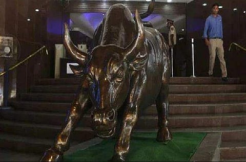 ഭരണത്തുടര്‍ച്ച ? ഓഹരി വിപണി കുതിക്കുന്നു ; സെന്‍സെക്‌സ് 40,000 കടന്നു