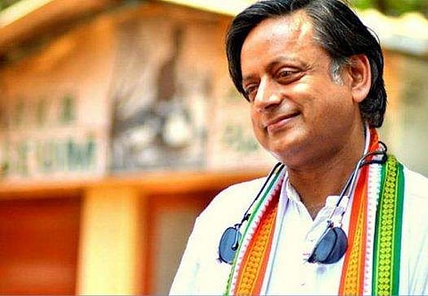 സെഞ്ചുറിയടിച്ചിട്ടും ടീം തോറ്റ ബാറ്റ്‌സ്മാന്റെ നിരാശയിലാണ് ഞാന്‍ ; വിഷമം മറച്ച് വയ്ക്കാതെ ശശി തരൂര്‍