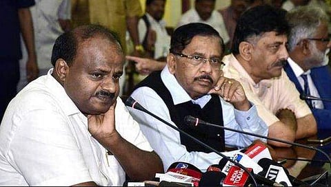 കര്‍ണാടകയില്‍ പുതിയ കരുനീക്കങ്ങള്‍; മുഖ്യമന്ത്രിസ്ഥാനം കോണ്‍ഗ്രസ് ഏറ്റെടുത്തേക്കും