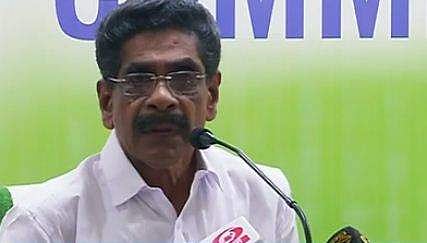 അബ്ദുള്ളക്കുട്ടിക്കെതിരെ കണ്ണൂര്‍ ഡിസിസി; പരാതി പഠിക്കാന്‍ സമിതി