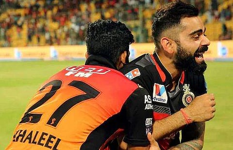 ഖലീല്‍ അഹ്മദിന്റെ വിക്കറ്റ് സെലിബ്രേഷന്‍ അനുകരിച്ച് കോഹ് ലി; നാണിച്ച് കുഴങ്ങി ഖലീല്‍