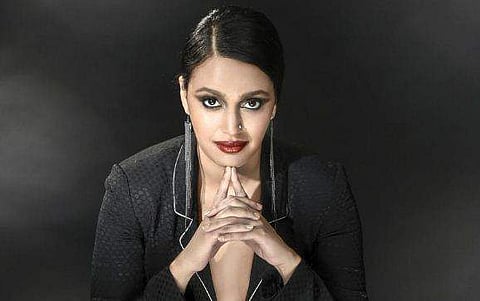 ഭീകരവാദിക്ക് മതമുണ്ട് , ഹിന്ദു ഭീകരവാദമില്ലെന്ന് എങ്ങനെ പറയാന്‍ കഴിയുമെന്ന് സ്വര ഭാസ്‌കര്‍