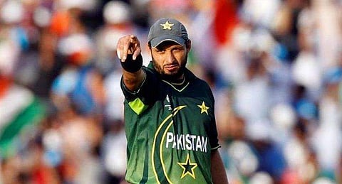 നിരവധി കളിക്കാരുടെ ഭാവി നശിപ്പിച്ച സ്വാര്‍ത്ഥനാണ് അഫ്രീദി, ഈ പൂണ്യാളനെ കുറിച്ചുള്ള സത്യങ്ങള്‍ പുറത്തു വരണം: ഇമ്രാന്‍ ഫര്‍ഹാത്‌