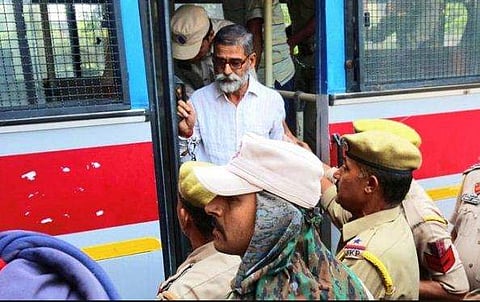 കത്തുവ പീഡനക്കേസില്‍ മൂന്ന് പ്രതികള്‍ക്ക് ജീവപര്യന്തം ; ഒരു ലക്ഷം രൂപ പിഴ ; തെളിവ് നശിപ്പിച്ച മൂന്നു പൊലീസുകാര്‍ക്ക് അഞ്ചു വര്‍ഷം തടവ് 