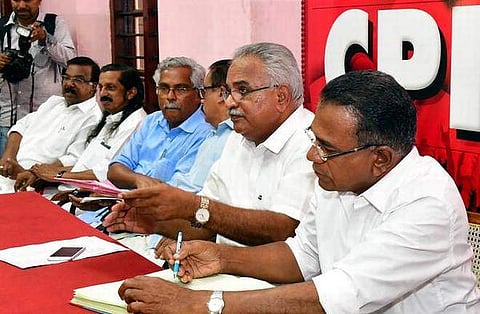 ശബരിമല വിഷയത്തില്‍ ഭിന്നത; മുഖ്യമന്ത്രി ശൈലി മാറ്റണമെന്ന് മൂന്ന് സിപിഐ ജില്ലാ സെക്രട്ടറിമാര്‍