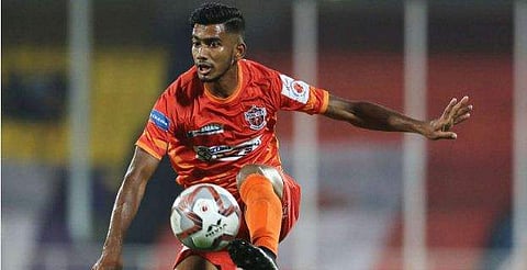 ശമ്പളം നല്‍കാതെ എഫ്‌സി പൂനെ സിറ്റി; ഹ്യൂമിന് പിന്നാലെ ആഷിഖ് കരുണിയനും എഐഎഫ്എഫിന്റെ സഹായം തേടി