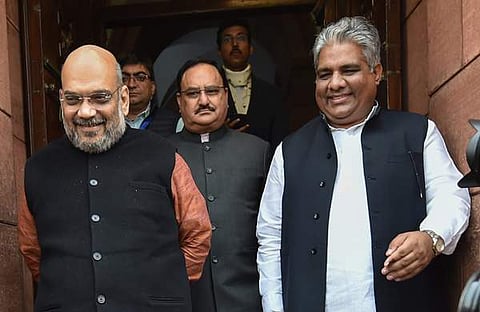 അമിത് ഷാ ഭൂപേന്ദ്ര യാദവിനൊപ്പം. പിന്നില്‍ ജെപി നഡ്ഡ- ഫയല്‍