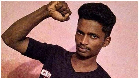 വീണ്ടും ജാതിക്കൊല: തമിഴ്‌നാട്ടിലെ ഡിവൈഎഫ്‌ഐ നേതാവിനെ വെട്ടിക്കൊന്നു