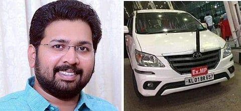 'ചിത്രം കണ്ടപ്പഴേ സാമാന്യയുക്തിക്ക് ചേരാത്തതാണെന്ന് തോന്നി'- സമ്പത്തിന് പിന്തുണയുമായി ശബരീനാഥൻ