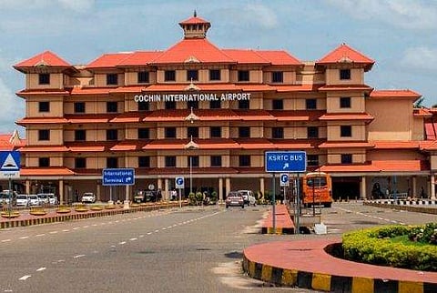 വെടിയുണ്ടകളുമായി അമേരിക്കന്‍ പൗരന്‍ നെടുമ്പാശ്ശേരിയില്‍ പിടിയില്‍