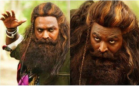 ഞെട്ടിച്ച് പുത്തൻ ലുക്കിൽ വിജയ് സേതുപതി; ലാബത്തിലെ 'പാക്കിരി' 