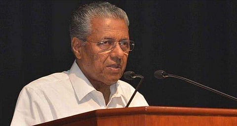 സൈബര്‍ അടിമകള്‍ക്ക് ചികില്‍സ നല്‍കാനുള്ള കേന്ദ്രങ്ങളെപ്പറ്റി ആലോചിക്കണം : മുഖ്യമന്ത്രി