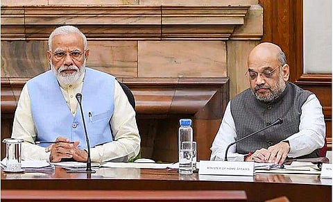 കേന്ദ്രമന്ത്രിസഭയില്‍ പിടിമുറുക്കി അമിത് ഷാ ; എല്ലാ സമിതികളിലും ; രാജ്‌നാഥ് സിംഗ് രണ്ടെണ്ണത്തില്‍ മാത്രം ; നിയമനങ്ങള്‍ക്കുള്ള സമിതിയില്‍ മോദിയും ഷായും മാത്രം 