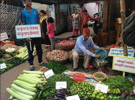 ആലുകം, രക്തഫലം, അദ്രകം; ഈ പച്ചക്കറി ചന്തയില്‍ ഇതൊക്കെയാണ് കിട്ടുക 