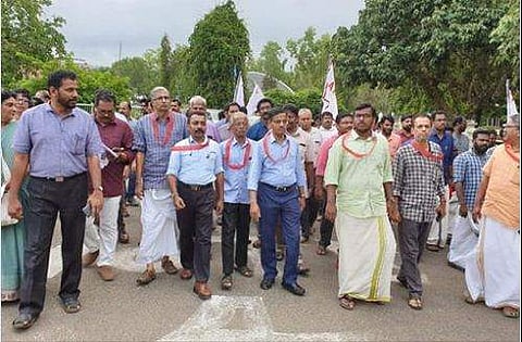 കാലിക്കറ്റ് സര്‍വകലാശാല സിന്‍ഡിക്കേറ്റില്‍ ഇടത് മുന്നേറ്റം; 12ല്‍ പത്തിടത്തും വിജയിച്ചു