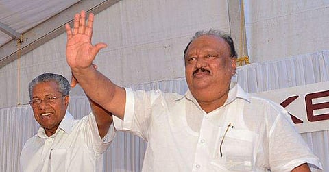 തോമസ് ചാണ്ടിയെ സഹായിച്ച് സര്‍ക്കാര്‍ ; ലേക് പാലസ് റിസോര്‍ട്ടില്‍ നിന്നും 34 ലക്ഷം മാത്രം ഈടാക്കിയാല്‍ മതിയെന്ന് ഉത്തരവ് 