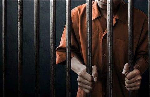 കൃത്യസമയത്ത് ആഹാരം, മടിപിടിച്ചിരുന്നാല്‍ ആരും ചീത്ത പറയില്ല: ജയിലില്‍ തിരിച്ചെത്താന്‍ വീണ്ടും മോഷണം