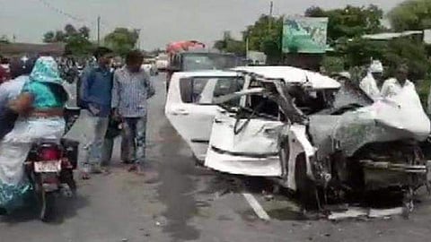 അപകട സമയത്ത് ട്രക്ക് സഞ്ചരിച്ചത് വലതുവശത്തിലൂടെ, അമിത വേ​ഗതയിൽ; നിര്‍ണായക വെളിപ്പെടുത്തല്‍