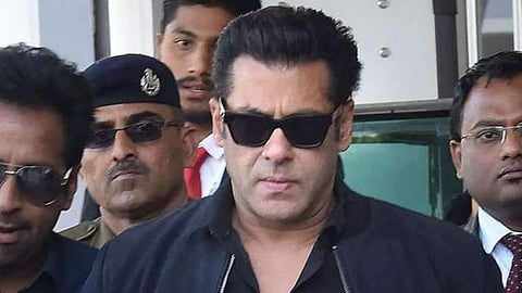 സല്‍മാന്‍ ഖാന് കോടതിയുടെ താക്കീത്: ഹാജരായില്ലെങ്കില്‍ ജാമ്യം റദ്ദ് ചെയ്യും