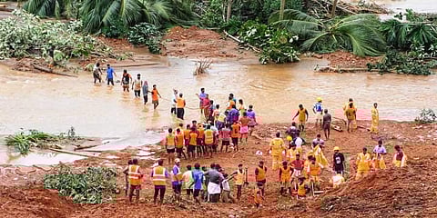 ദുരിതപ്പെയ്ത്തിന് കാരണം മഴയുടെ ഘടനാ മാറ്റം? കേരളത്തിന് വൻ ഭീഷണി