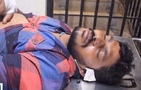 സിഗരറ്റ് നല്‍കിയില്ല; കൊല്ലത്ത് യുവാവിനെ ട്രയിനില്‍ നിന്ന് തള്ളിയിട്ട് കൊല്ലാന്‍ ശ്രമം