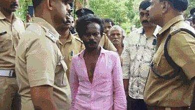 മതസ്പര്‍ധയുണ്ടാക്കാന്‍ ക്ഷേത്രത്തിലേക്ക് കക്കൂസ് മാലിന്യം എറിഞ്ഞു: മലപ്പുറത്ത് ഒരാള്‍ അറസ്റ്റില്‍