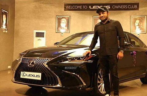 60 ലക്ഷത്തിന്റെ പുതുപുത്തന്‍ ലക്‌സസ് കാര്‍ സ്വന്തമാക്കി സൗബിന്‍