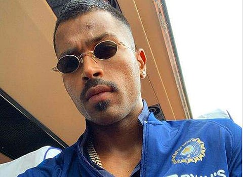 പത്താം ക്ലാസ് പാസാവാത്ത താരം ലേണിങ് ആപ്പിന്റെ അംബാസിഡര്‍, ഹര്‍ദിക്കിനെ പരിഹസിച്ച് ആരാധകര്‍