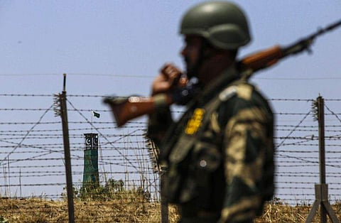 ഈ വർഷം പാകിസ്ഥാൻ വെടിനിർത്തൽ കരാർ ലംഘിച്ചത് 2,050 തവണ ;  21 പേർ കൊല്ലപ്പെട്ടു ; കണക്കുകൾ പുറത്തുവിട്ട് ഇന്ത്യ