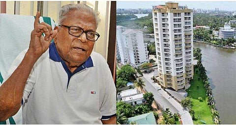 മരടിലെ ഫ്ലാറ്റ് പൊളിക്കണം, നിർമ്മാതാക്കളെ  കരിമ്പട്ടികയിൽപ്പെടുത്തണം ; കോടതി വിധിയെ അനുകൂലിച്ച് വി എസ് 