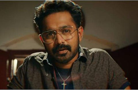 ''ഈ കോണ്‍ഫിഡന്‍സിനെ അണ്ടര്‍എസ്റ്റിമേറ്റ് ചെയ്യരുത്''; ത്രില്ലടിപ്പിച്ച് ആസിഫ് അലി, വീഡിയോ