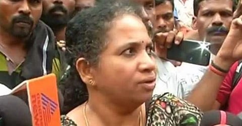 'ഇനി നട തുറക്കുമ്പോള്‍ വിളിക്കണേ...' ; അയ്യപ്പനെ കാണാന്‍ കഴക്കൂട്ടം സ്വദേശിനി മേരി സ്വീറ്റി വീണ്ടും പമ്പയില്‍ 