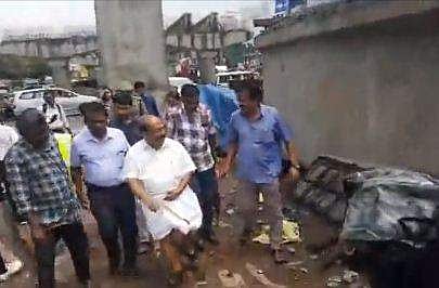 ഗതാഗതക്കുരുക്കിന് പിഡബ്ല്യുഡി എന്ത് പിഴച്ചു?;  നിയന്ത്രിക്കേണ്ടത് എസ്പിയും കളക്ടറും; കയ്യൊഴിഞ്ഞ് ജി സുധാകരന്‍ (വീഡിയോ) 