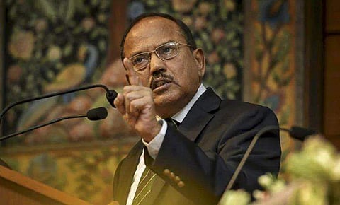 എത്ര ആപ്പിള്‍ ട്രക്കുകള്‍ നീങ്ങുന്നു ? വളകള്‍ അയച്ചുതരണോ? ;  കശ്മീരില്‍ ആക്രമണത്തിന് പാക് ഭീകരരുടെ പദ്ധതി, രഹസ്യസന്ദേശങ്ങള്‍ പിടിച്ചെടുത്തെന്ന് അജിത് ഡോവല്‍