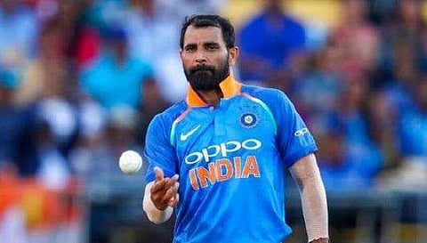 ഗാര്‍ഹീക പീഡനത്തില്‍ അറസ്റ്റ് വാറണ്ട്; അമേരിക്കയില്‍ നിന്ന് നീക്കങ്ങളുമായി മുഹമ്മദ് ഷമി, സെപ്തംബര്‍ 12ന് തിരിച്ചെത്തും