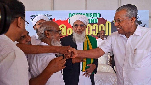 'പൗരത്വ നിയമം വേണ്ടെന്ന് പറയാന്‍ മുഖ്യമന്ത്രി ആര്?' ; പിണറായിയെ അധിക്ഷേപിച്ച പൊലീസുകാരനും എസ്‌ഐക്കുമെതിരെ നടപടി വേണമെന്ന് സിപിഎം