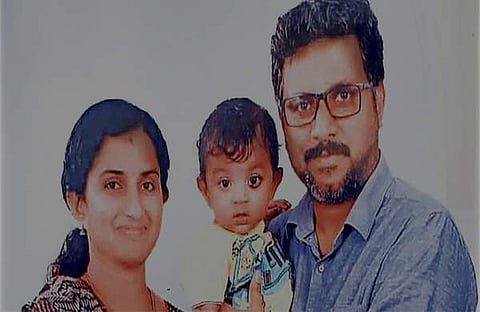 പുത്തന്‍ പ്രതീക്ഷയുമായി തുടങ്ങിയ സ്റ്റാര്‍ട്ട്അപ്പ്; രഞ്ജിത്തും ഇന്ദുലക്ഷ്മിയും കുഞ്ഞ് വൈഷ്ണവും യാത്രയാകുന്നത് സ്വന്തം വീടെന്ന വലിയ സ്വപ്‌നം ബാക്കിയാക്കി...
