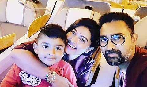 'മാലാഖ എത്തി'; സ്‌നേഹയ്ക്കും പ്രസന്നയ്ക്കും രണ്ടാം കണ്‍മണി, സന്തോഷമറിയിച്ച് താരം