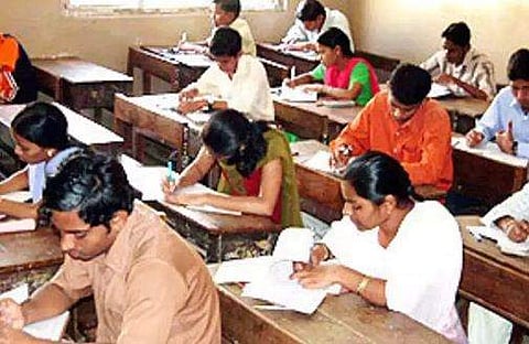 കെഎഎസ് പരീക്ഷ രാവിലെ 10നും ഉച്ചയ്ക്ക് 1: 30നും; 4,01,379 പേര്‍ പരീക്ഷ എഴുതും