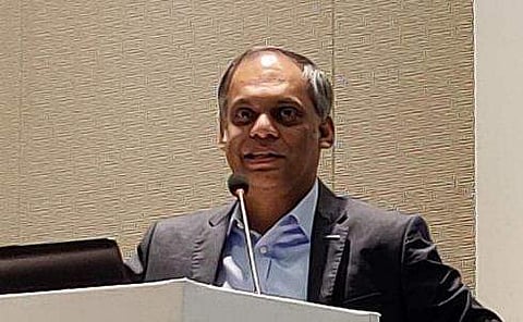 'അവിടെ കല്യാണ വാദ്യഘോഷം, ഇവിടെ പാലുകാച്ചൽ'; പണിമുടക്കിന് പിറ്റേന്ന് നിക്ഷേപ സം​ഗമം നടത്തുന്നതിനെ പരിഹസിച്ച് നിസാൻ സിഐഒ