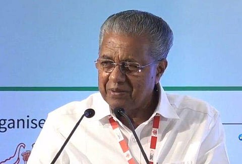 കേരളം സംഘര്‍ഷമില്ലാത്ത സംസ്ഥാനം ; നിക്ഷേപക സംഗമത്തില്‍ നേട്ടങ്ങള്‍ എണ്ണിപ്പറഞ്ഞ് മുഖ്യമന്ത്രി