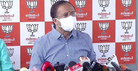 സിബിഐയെ എതിര്‍ക്കുന്നതിന് പിന്നില്‍ തീവെട്ടിക്കൊള്ളകള്‍ പുറത്താകുമെന്ന ഭയം : രൂക്ഷവിമര്‍ശനവുമായി വി മുരളീധരന്‍ 