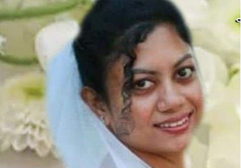 കോവിഡ് ബാധിതയായ ​ഗർഭിണി മരിച്ചു; ഏഴു മാസമെത്തിയ ​ഗർഭസ്ഥശിശുവിനെ പുറത്തെടുത്തെങ്കിലും രക്ഷിക്കാനായില്ല