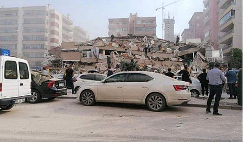 തുര്‍ക്കിയിലും ഗ്രീസിലും ശക്തമായ ഭൂചലനം, സുനാമി; വ്യാപക നാശനഷ്ടം, ഒട്ടേറെ പേര്‍ മരിച്ചതായി റിപ്പോര്‍ട്ട് 